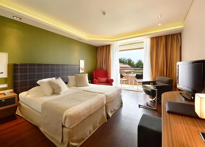 Royal Paradise & - Adults Friendly Complex